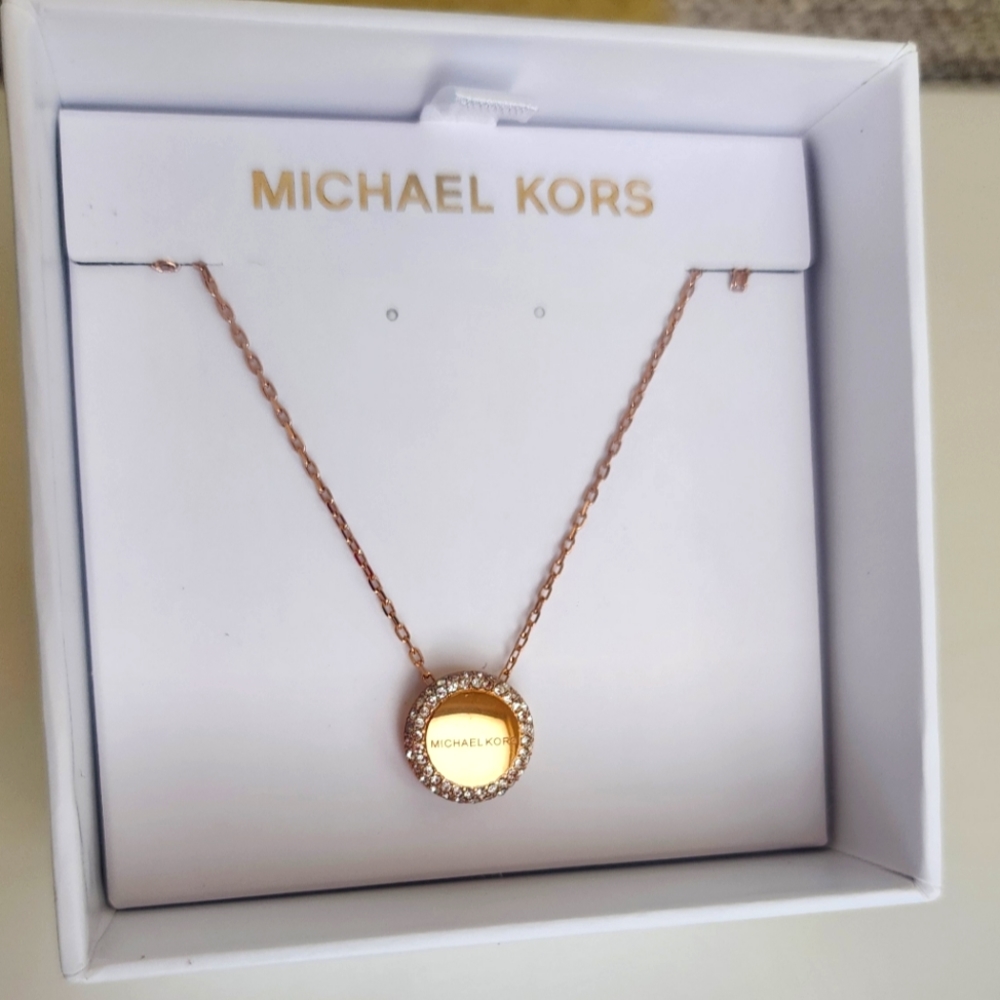 Michael Kor necklace